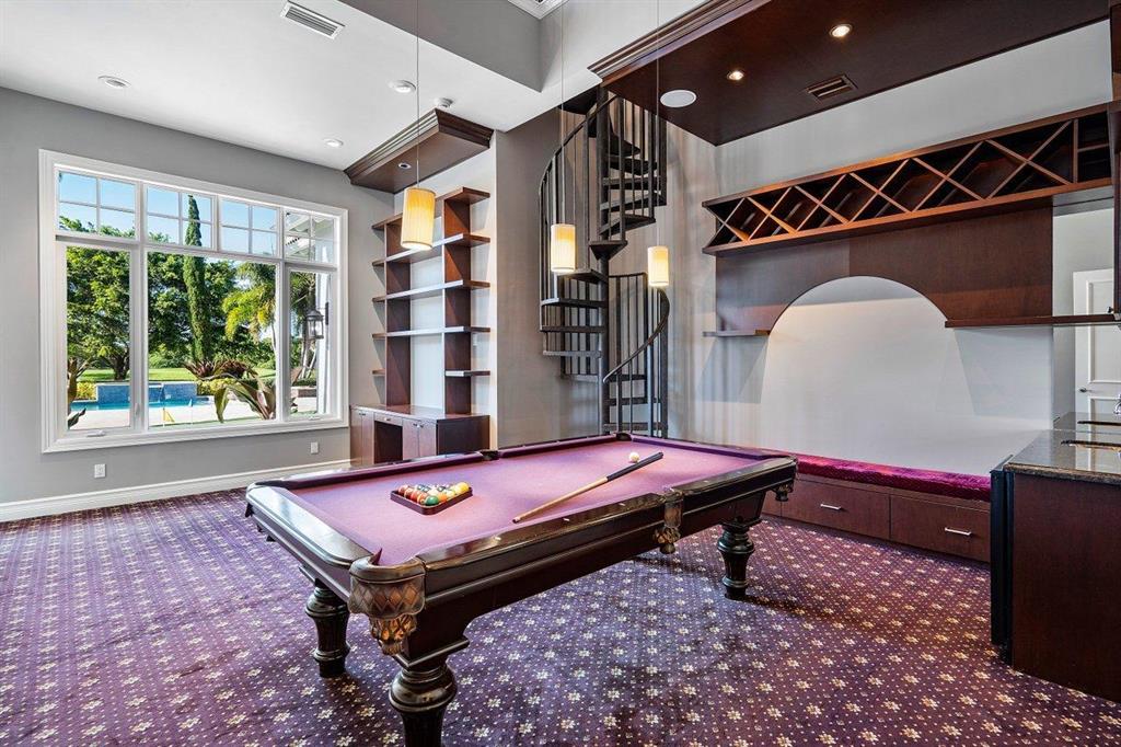 PALM BEACH FARMS CO 3 - Residential