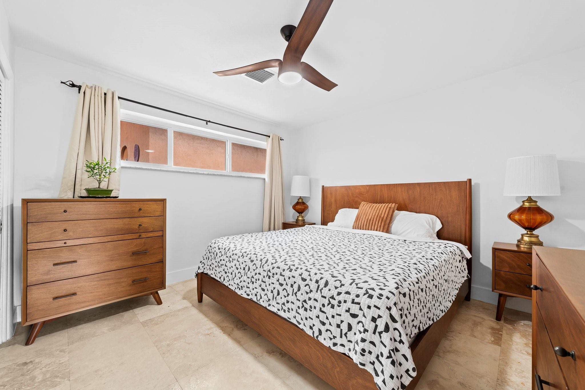 Hollywood Lakes Sec 1-32 - Residential Lease