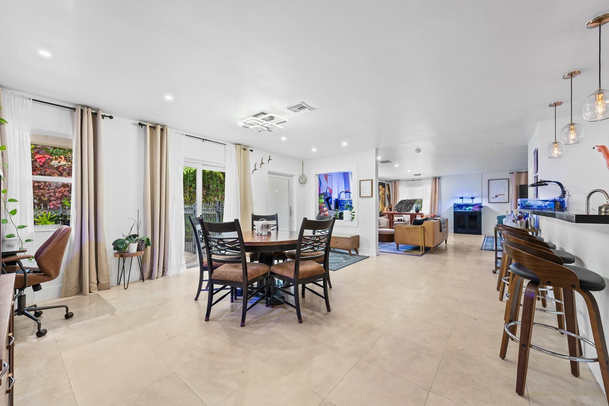 Hollywood Lakes Sec 1-32 - Residential Lease