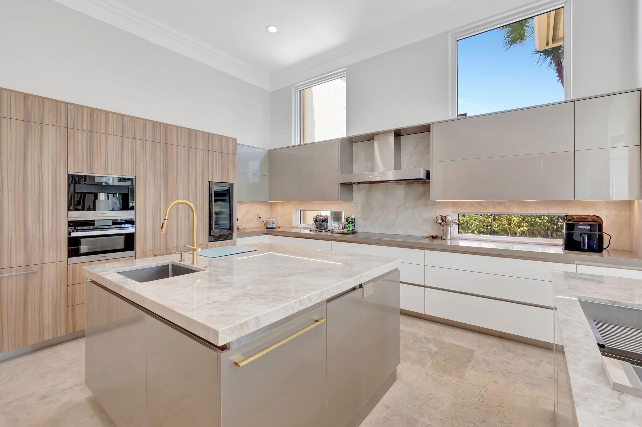 ST ANDREWS COUNTRY CLUB - Residential