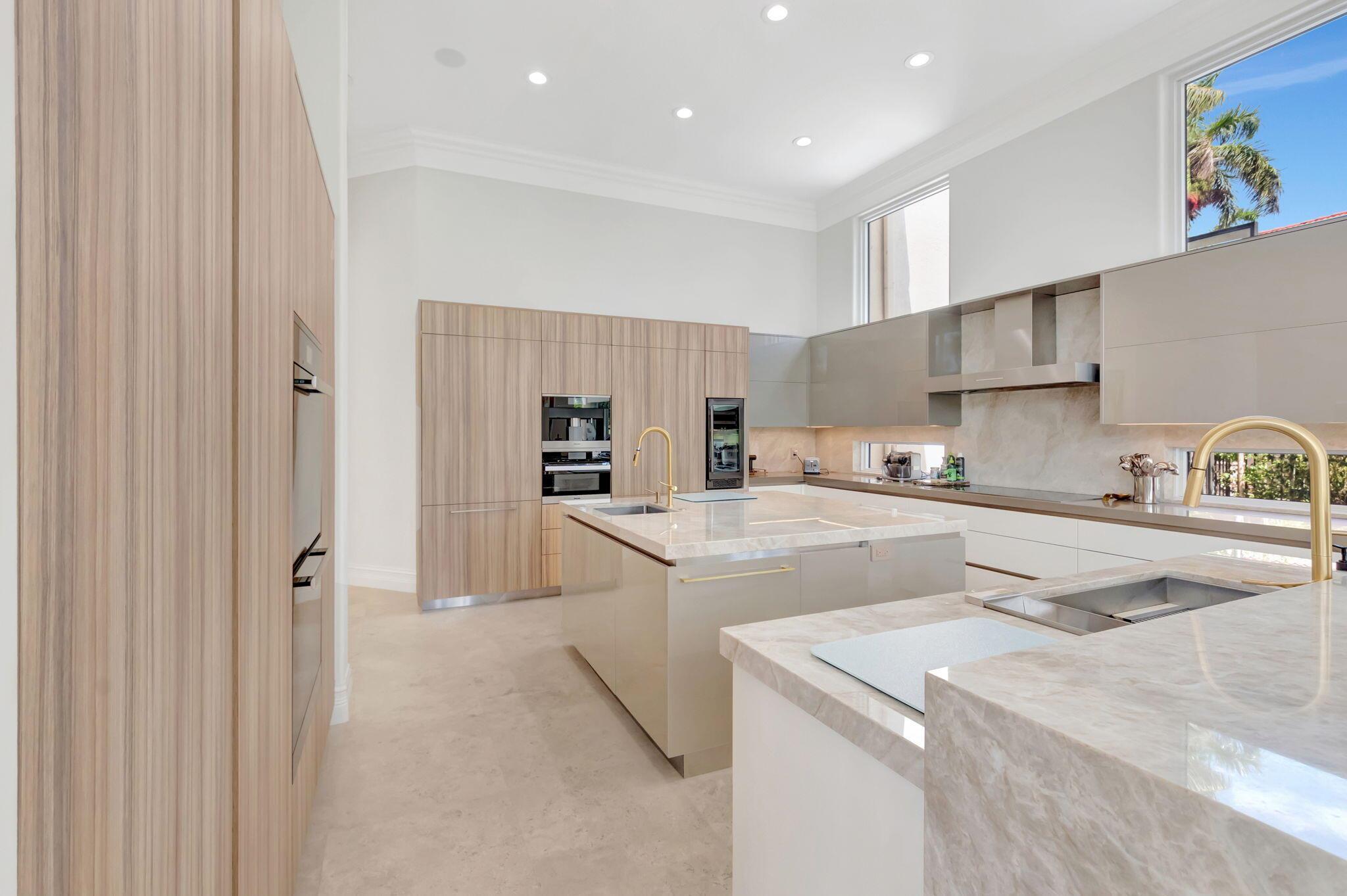 ST ANDREWS COUNTRY CLUB - Residential