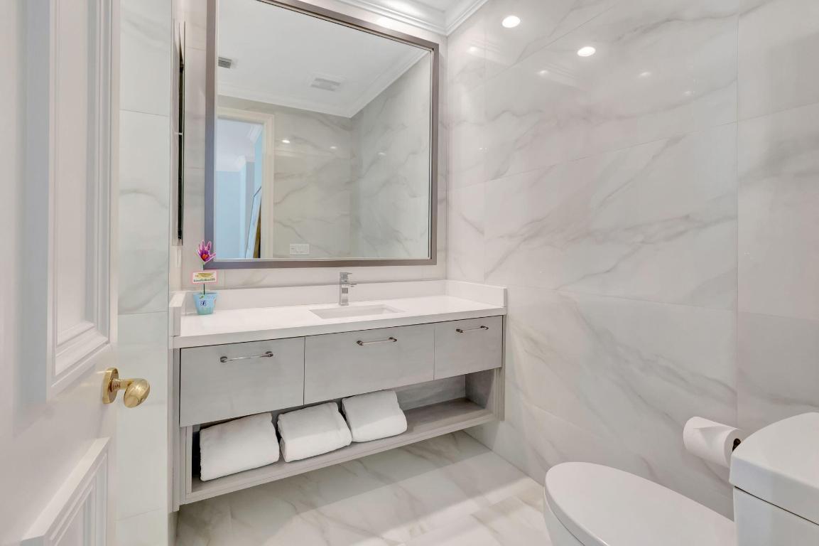 ST ANDREWS COUNTRY CLUB - Residential