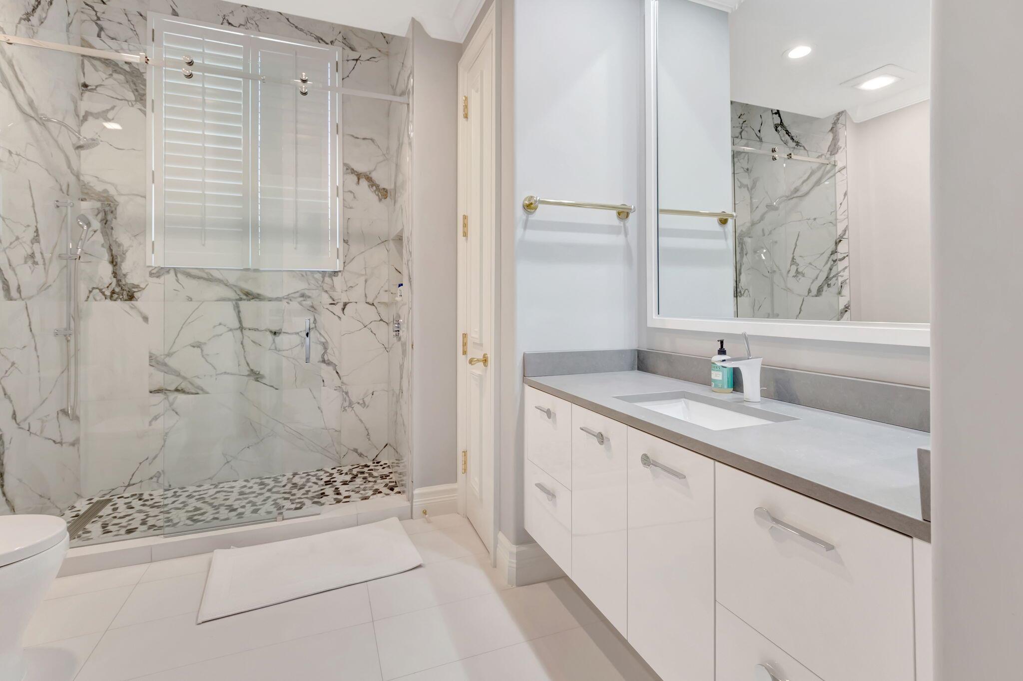 ST ANDREWS COUNTRY CLUB - Residential