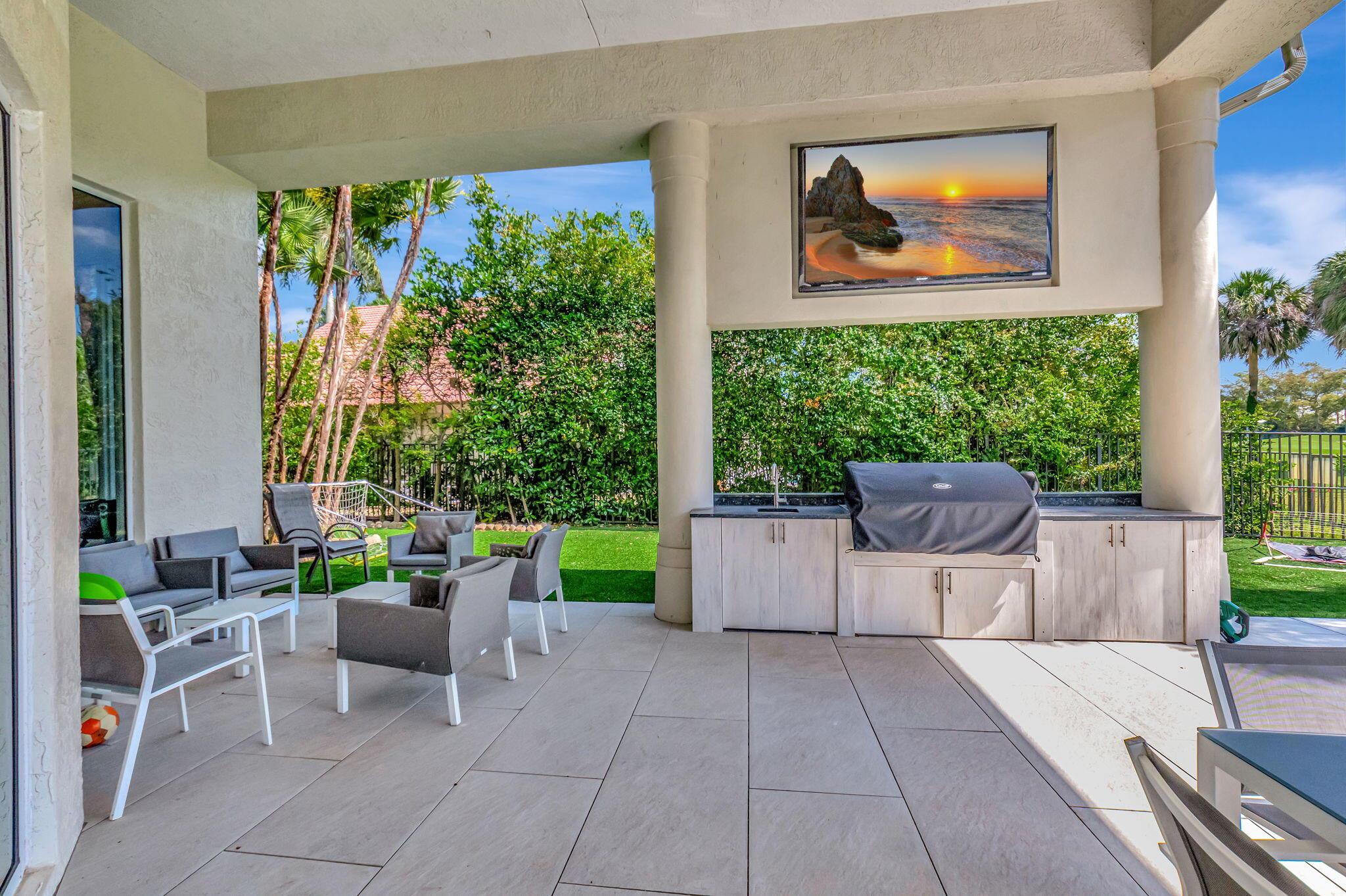 ST ANDREWS COUNTRY CLUB - Residential