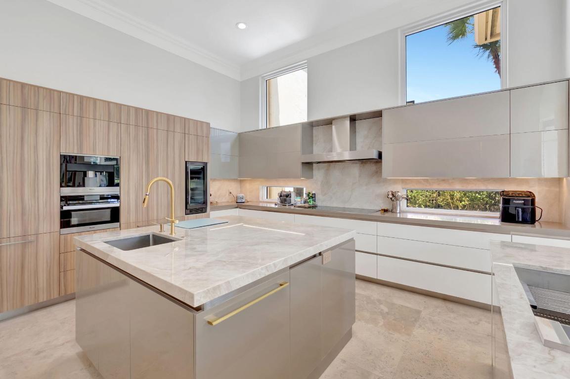 ST ANDREWS COUNTRY CLUB - Residential