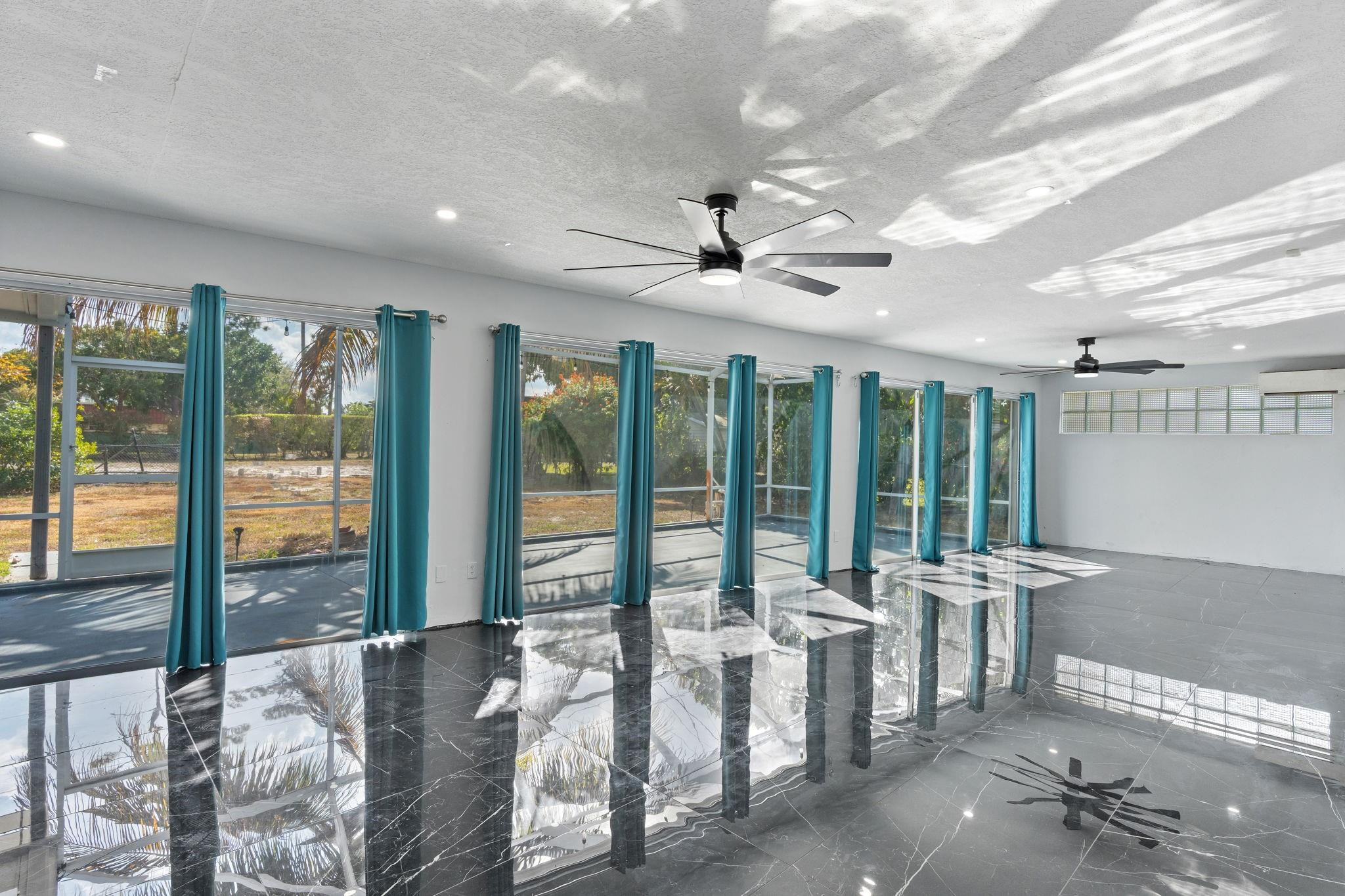 Palm Beach Natl Golf & Co - Residential