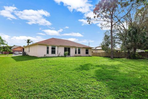 A home in Port St Lucie