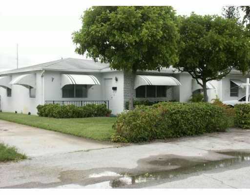 BOULEVARD MANORS 22-9 B - Residential