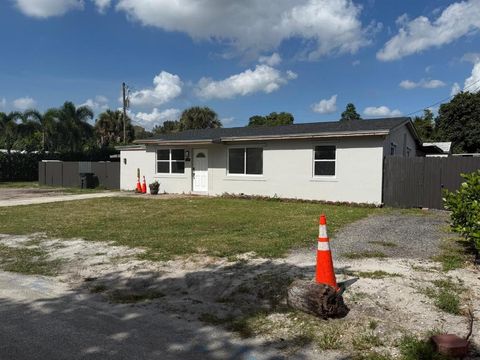 4375 Brentwood Court West Palm Beach FL 33406