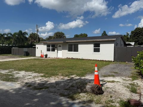 4375 Brentwood Court West Palm Beach FL 33406