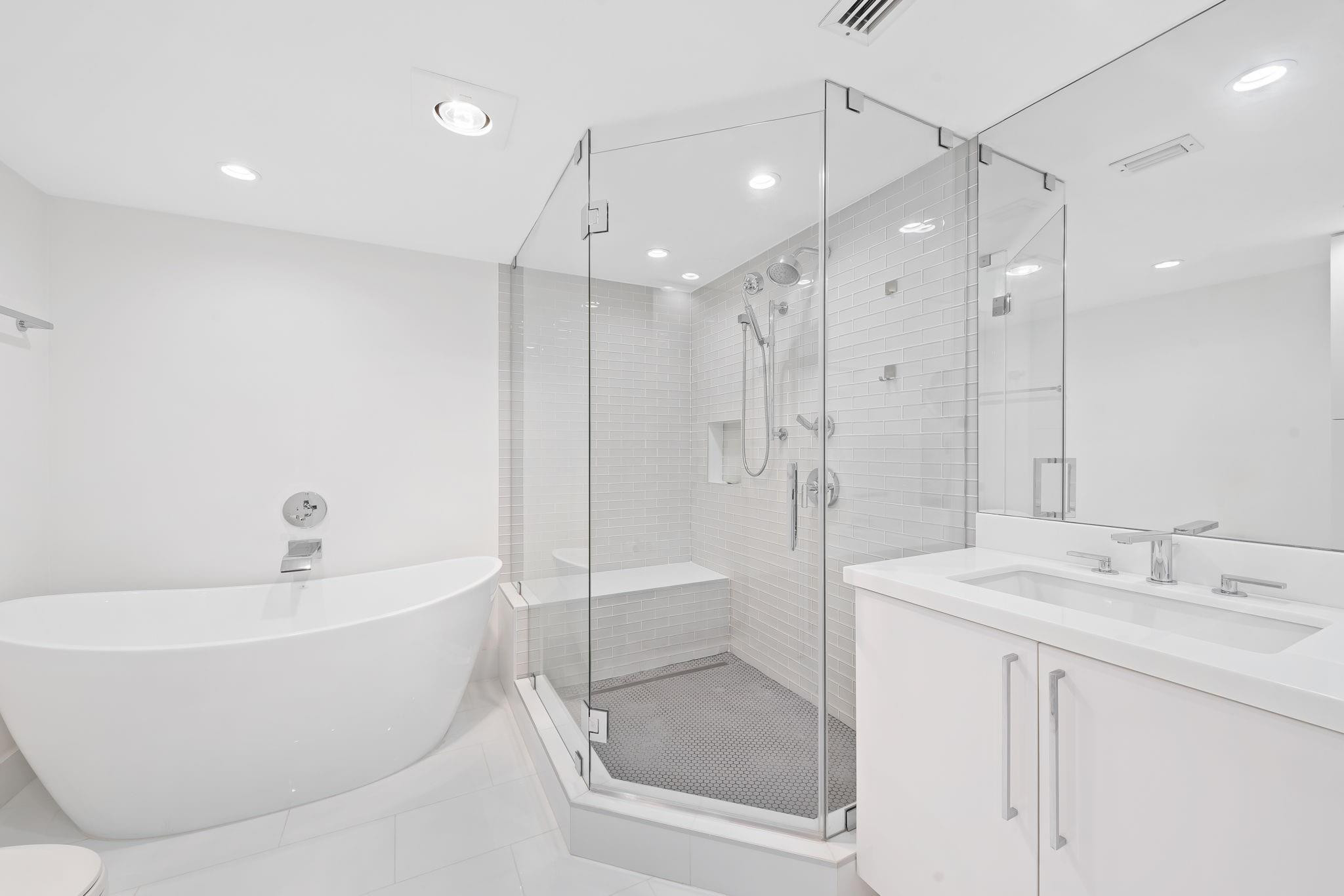 HIGHLANDS PLACE CONDO - Residential