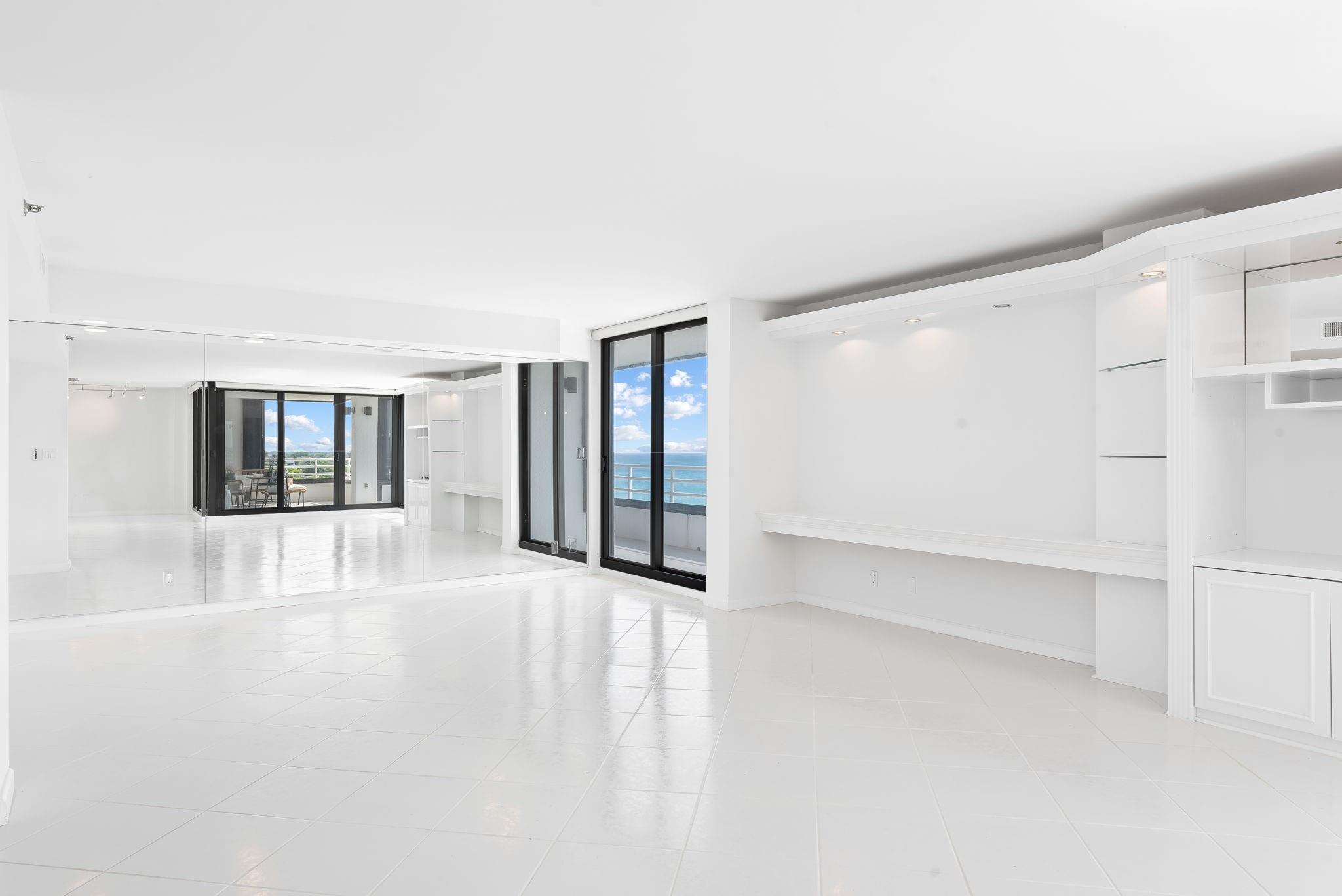 HIGHLANDS PLACE CONDO - Residential