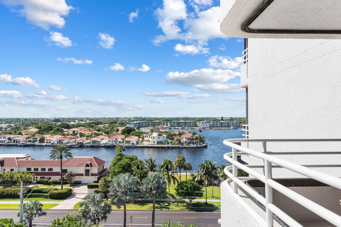 HIGHLANDS PLACE CONDO - Residential