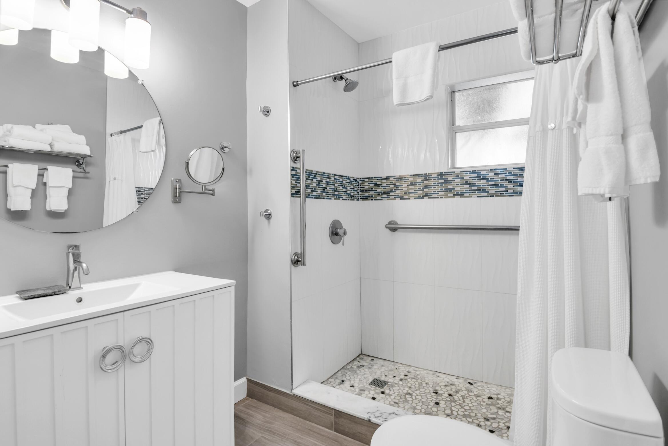 ROYAL FLAMINGO VILLAS - Residential Lease