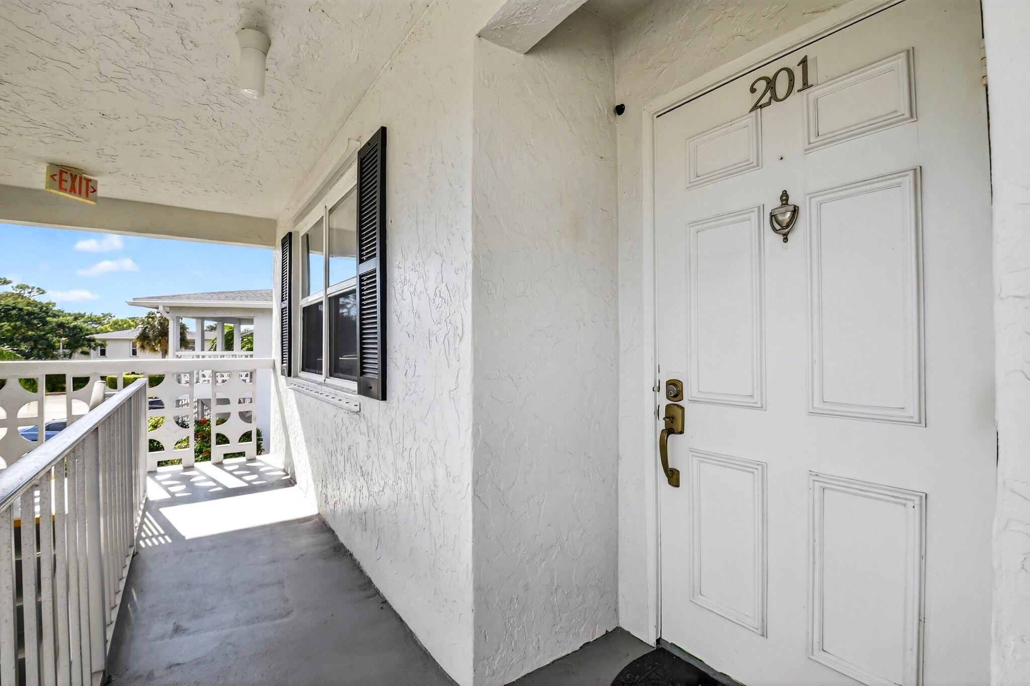 1411 SW 27th Avenue 201