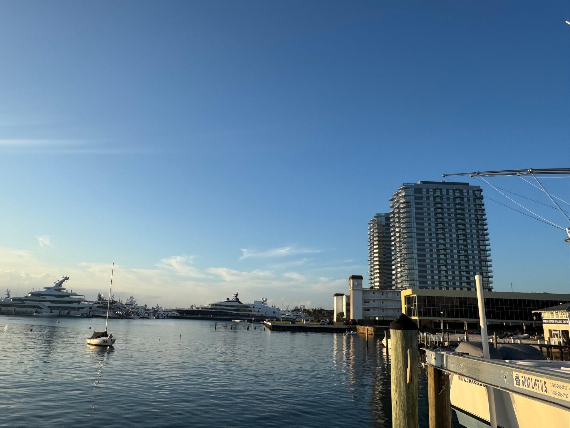 NORTH PALM BCH 3 - Residential