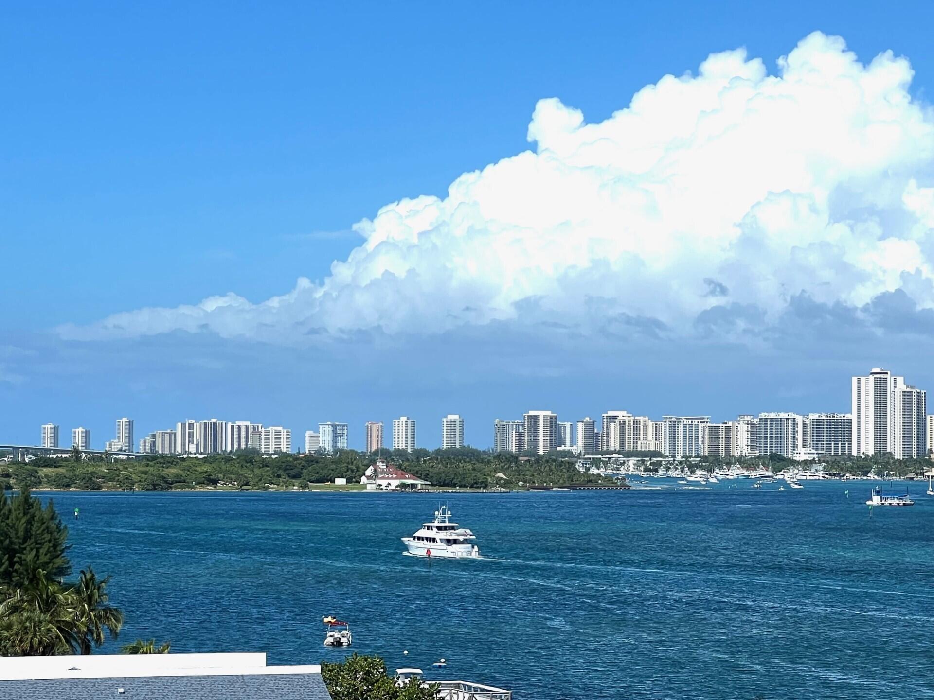 NORTH PALM BCH 3 - Residential