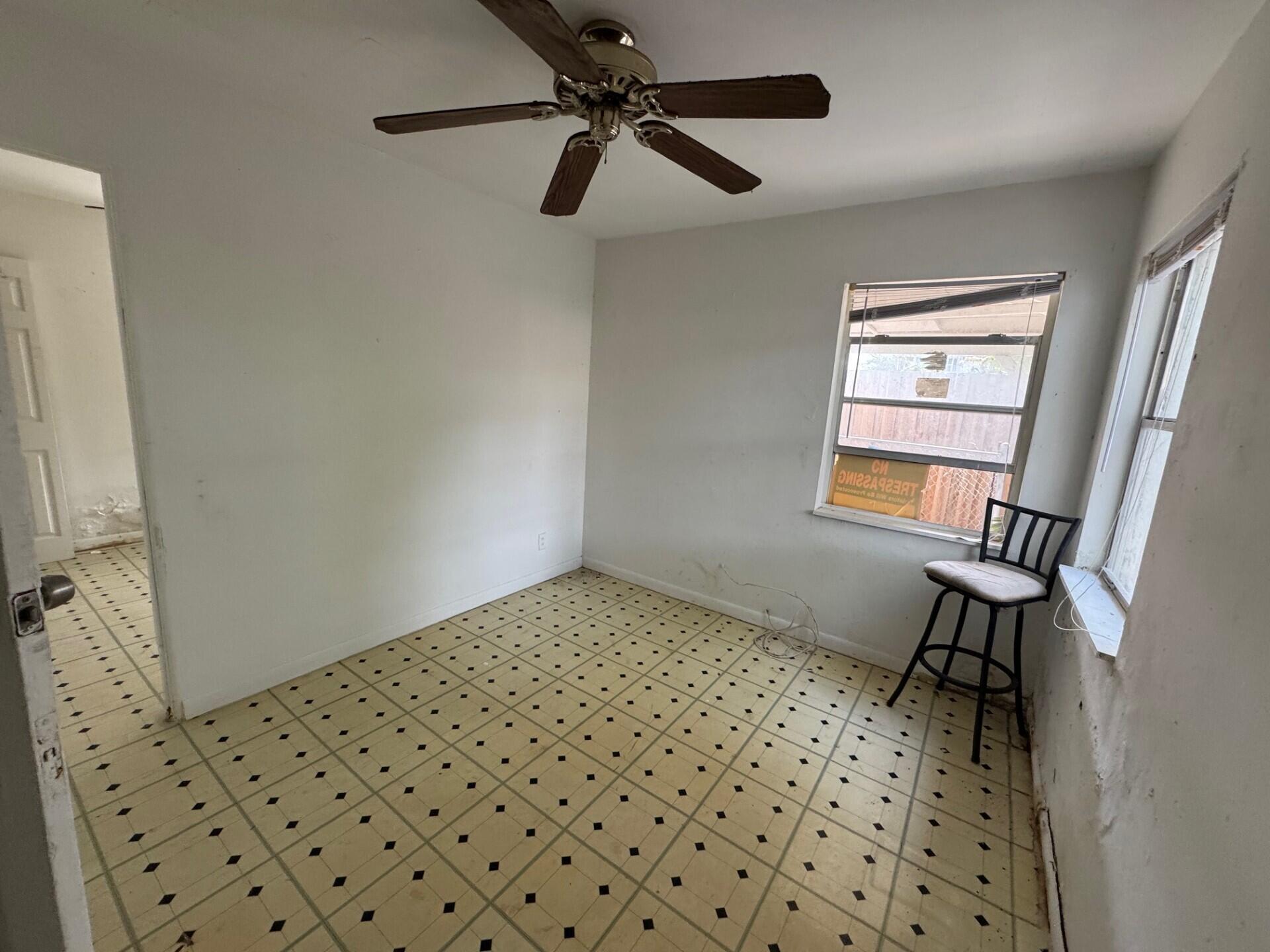 NORTH PALM BCH 3 - Residential