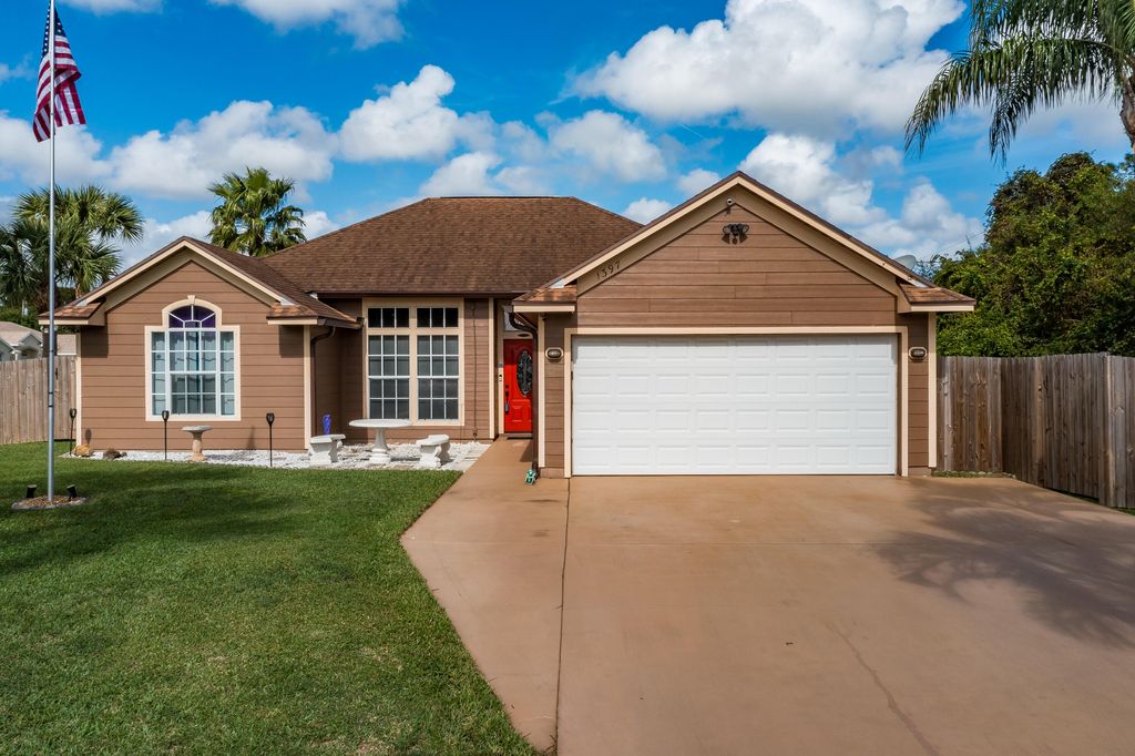 Photo of 1397 SW Lawndale Avenue, Port Saint Lucie, FL 34953 (MLS # R11035808)