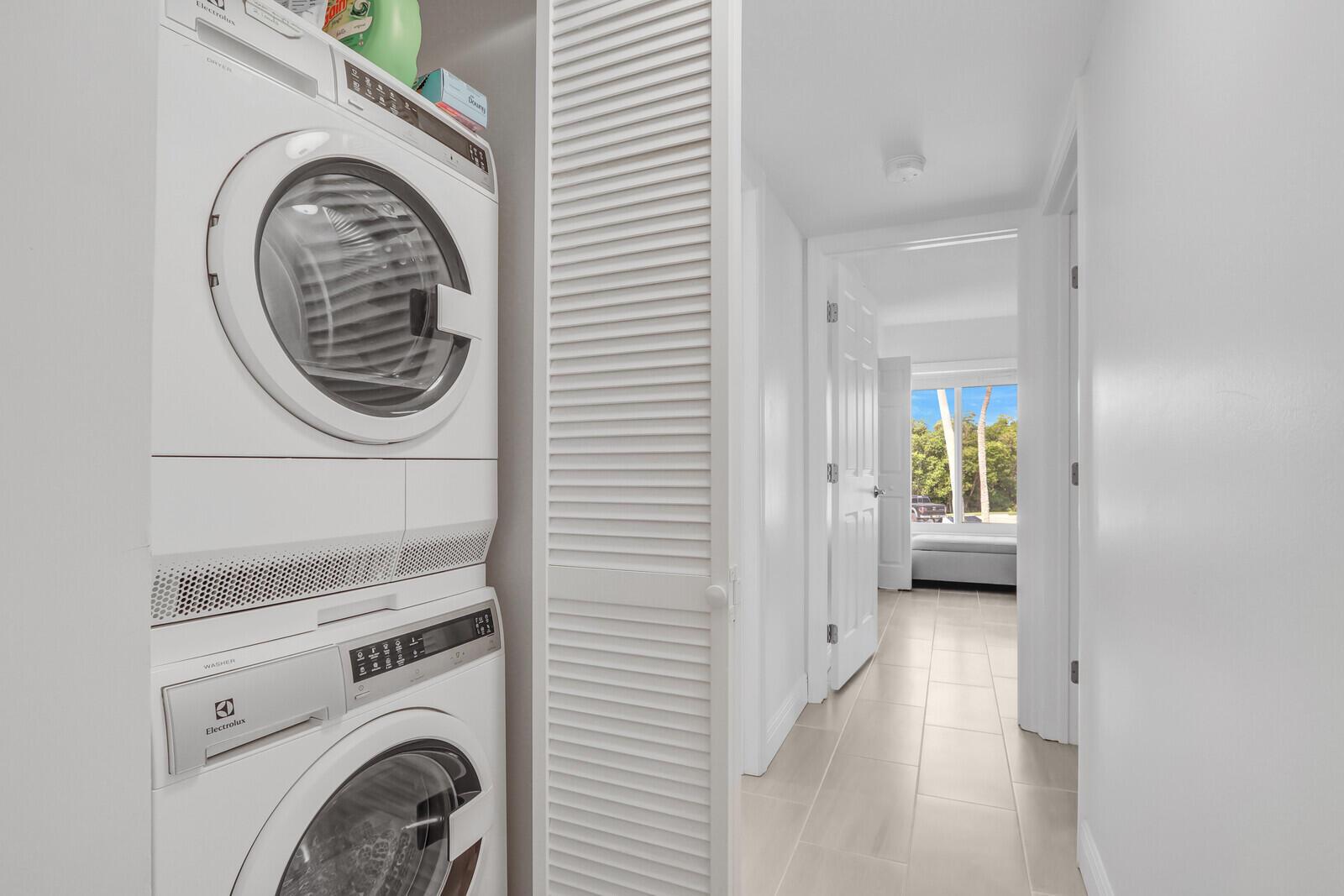 JENSEN BEACH CLUB CONDO - Residential Lease