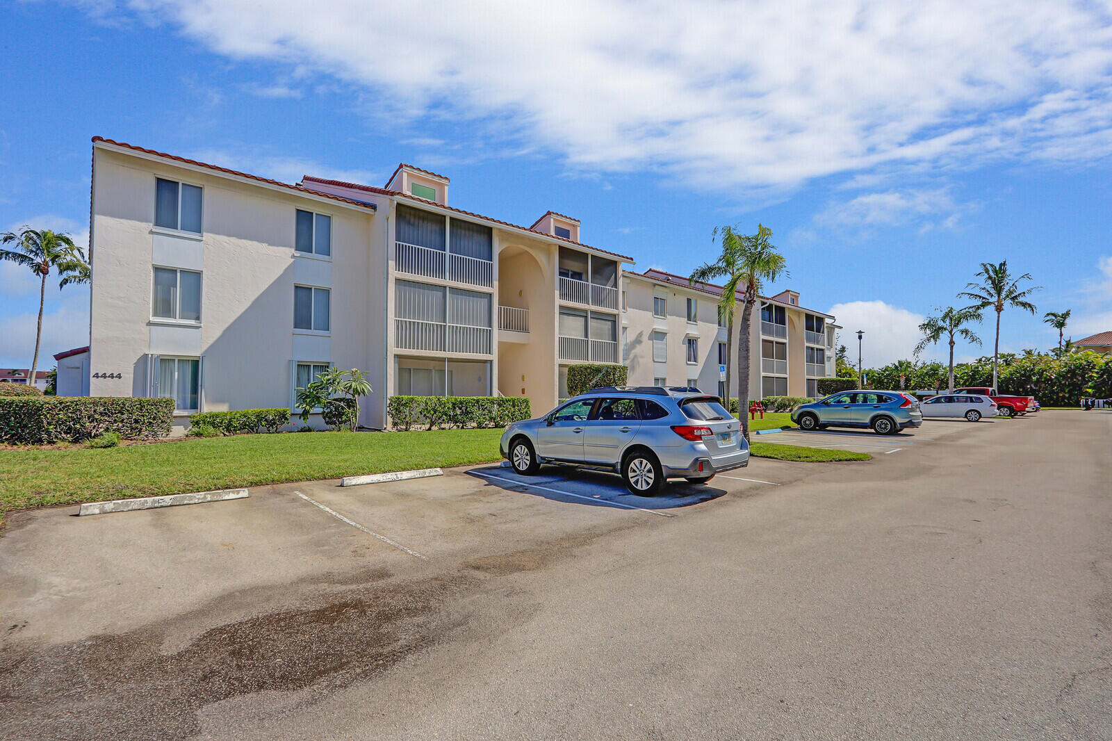 JENSEN BEACH CLUB CONDO - Residential Lease
