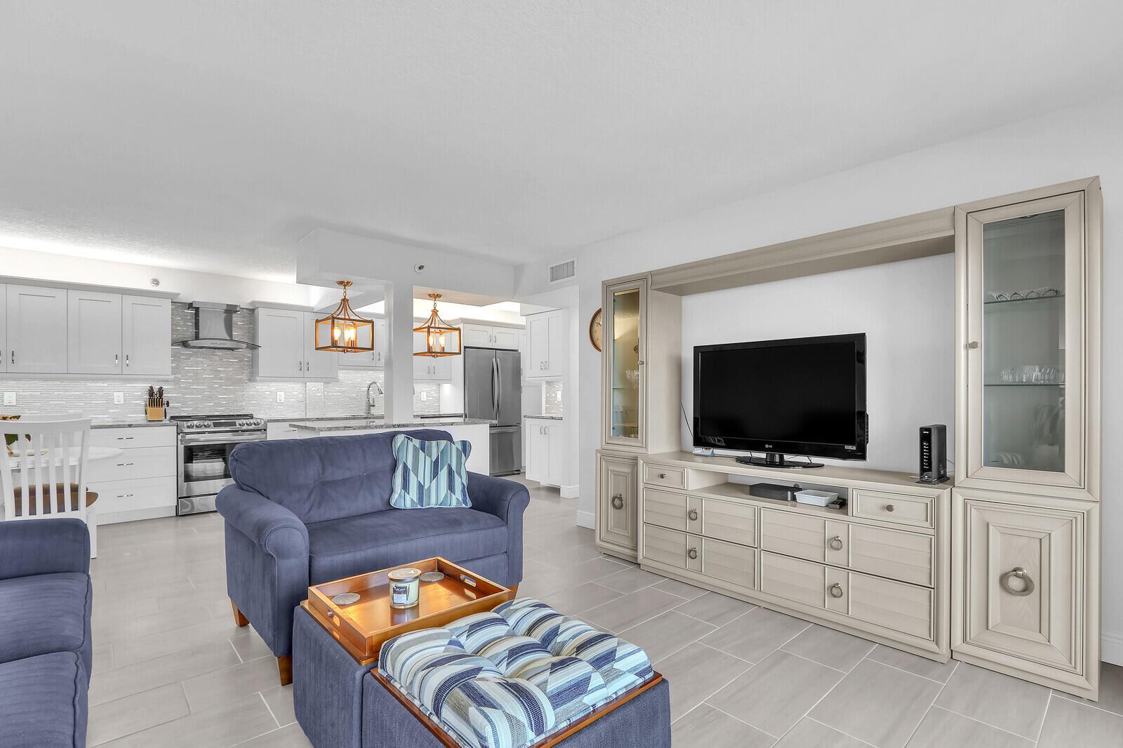 JENSEN BEACH CLUB CONDO - Residential Lease