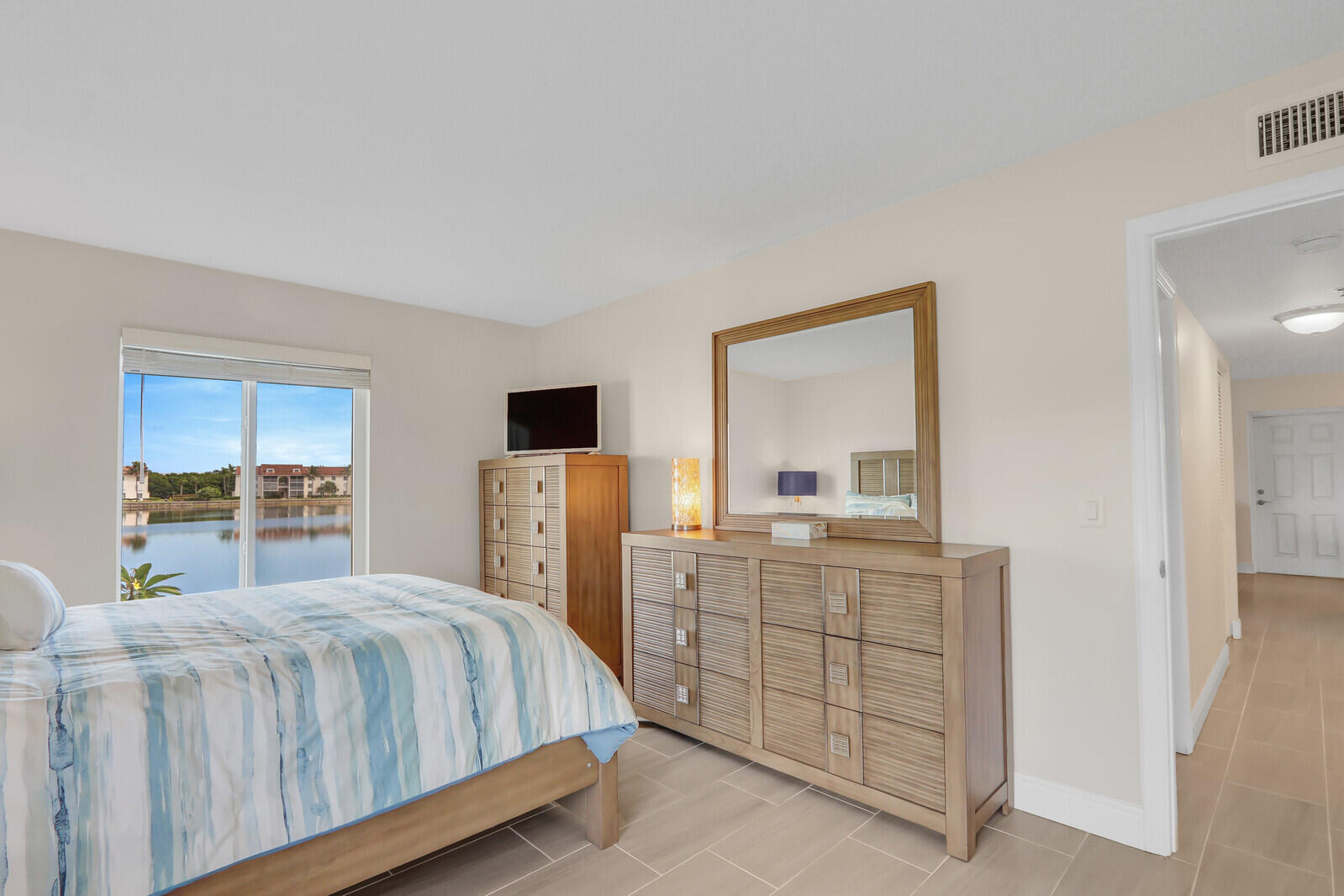 JENSEN BEACH CLUB CONDO - Residential Lease