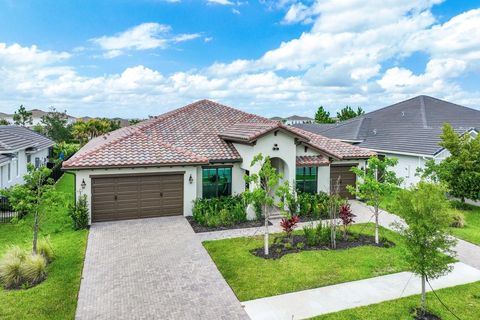 A home in Loxahatchee