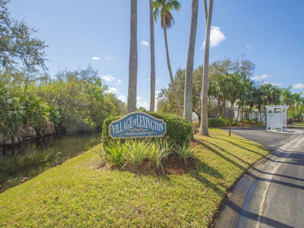 Photo of 1687 Aynsley Way, Vero Beach, FL 32966 (MLS # R11169447)