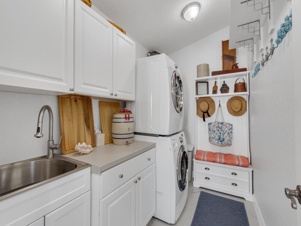 VILLAGE OF LEXINGTON - Residential