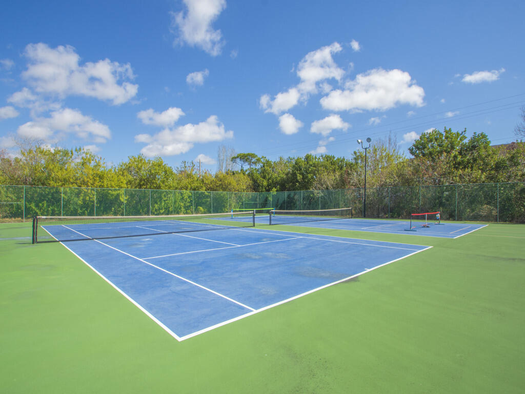 VILLAGE OF LEXINGTON - Residential