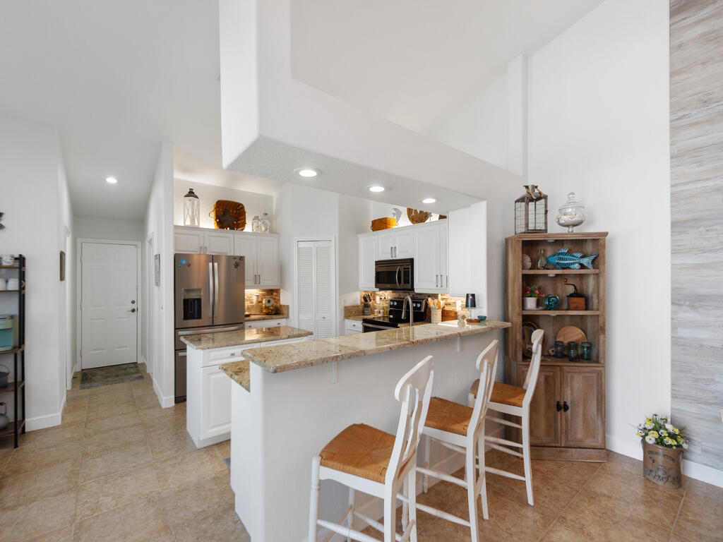 VILLAGE OF LEXINGTON - Residential