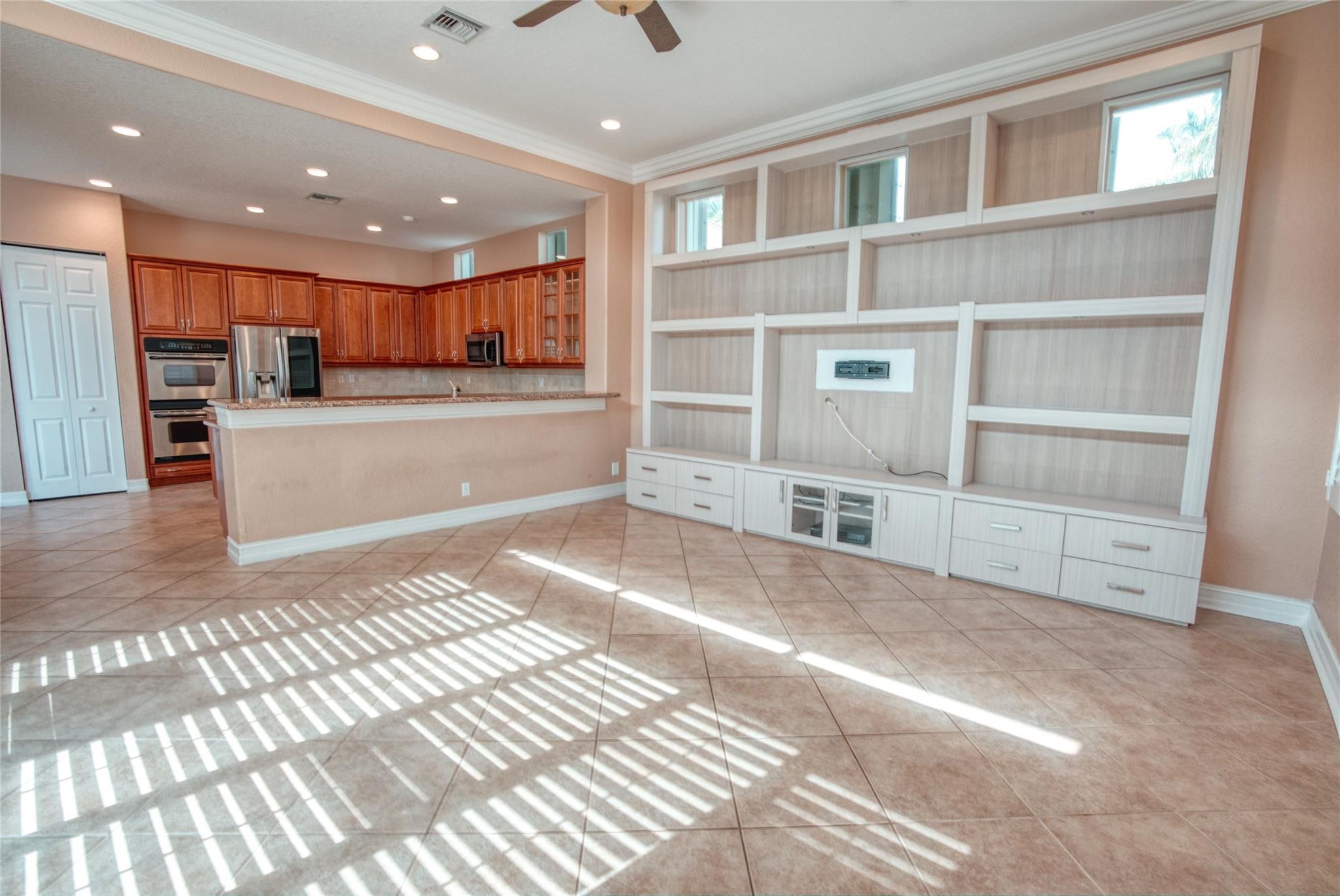 Heron Bay East 169-105 B - Residential