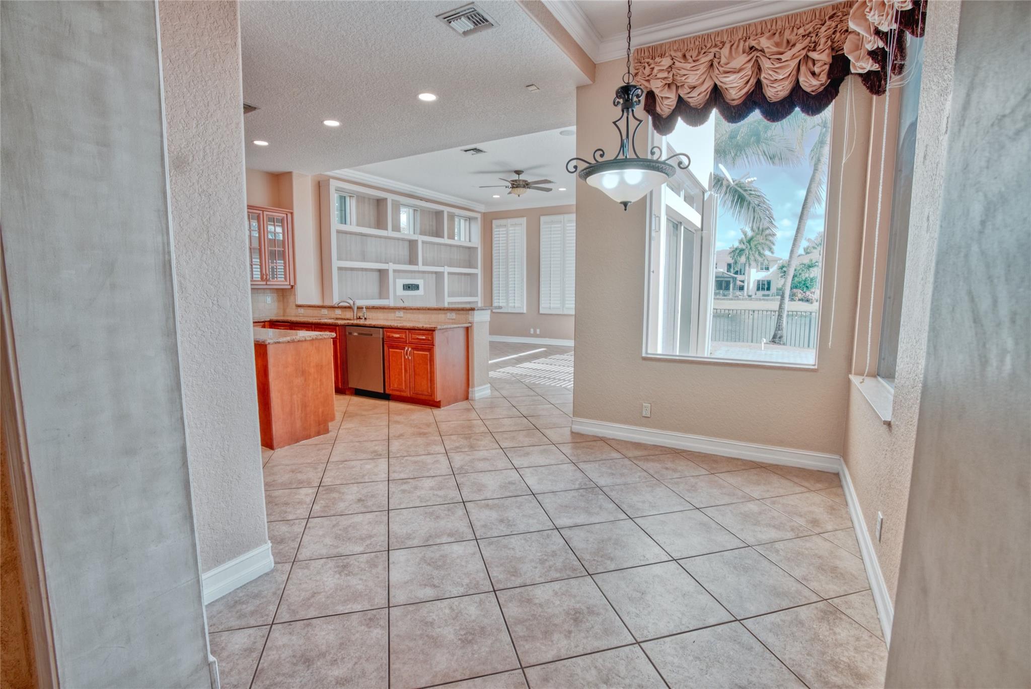 Heron Bay East 169-105 B - Residential