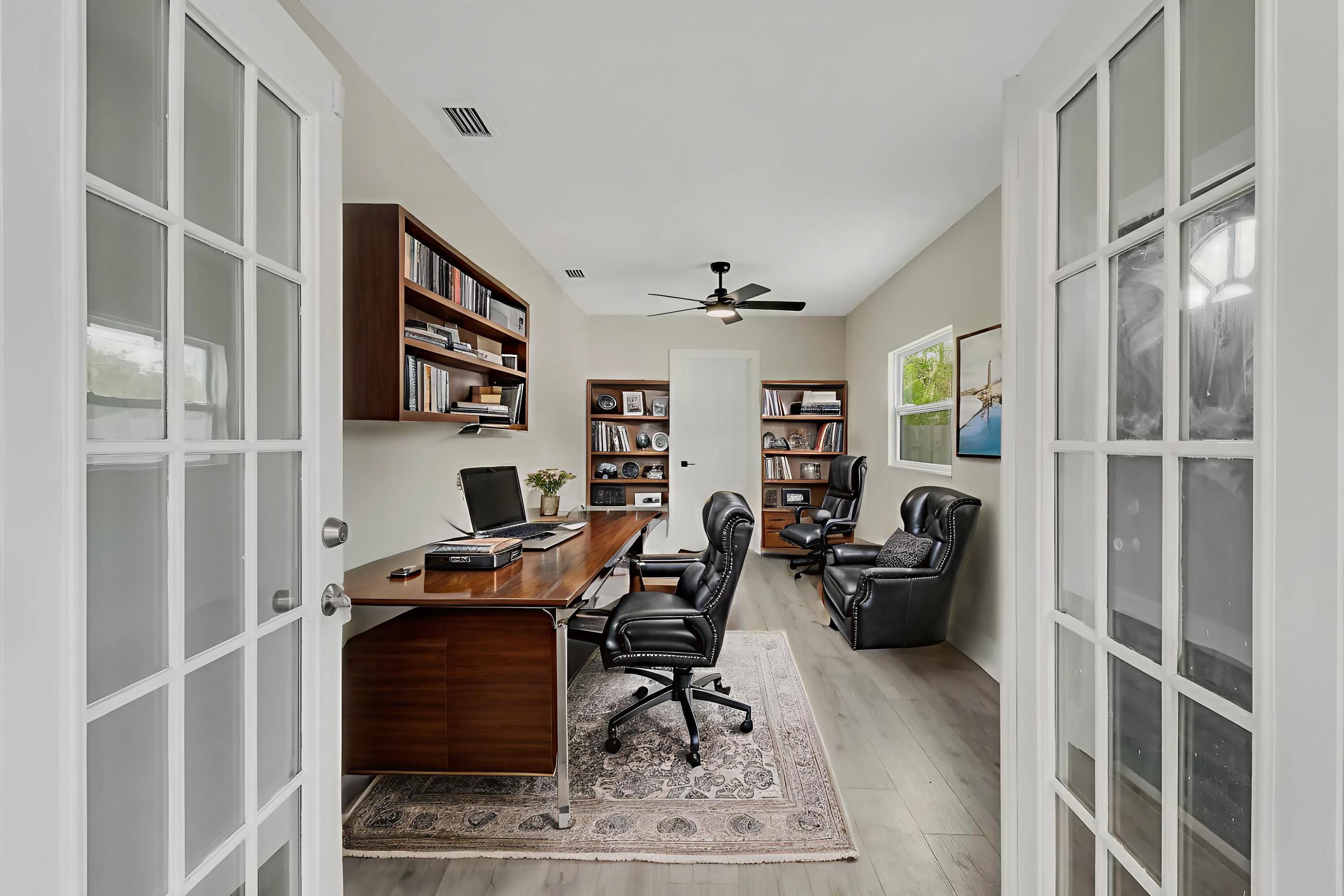 HOBE HEIGHTS - Residential