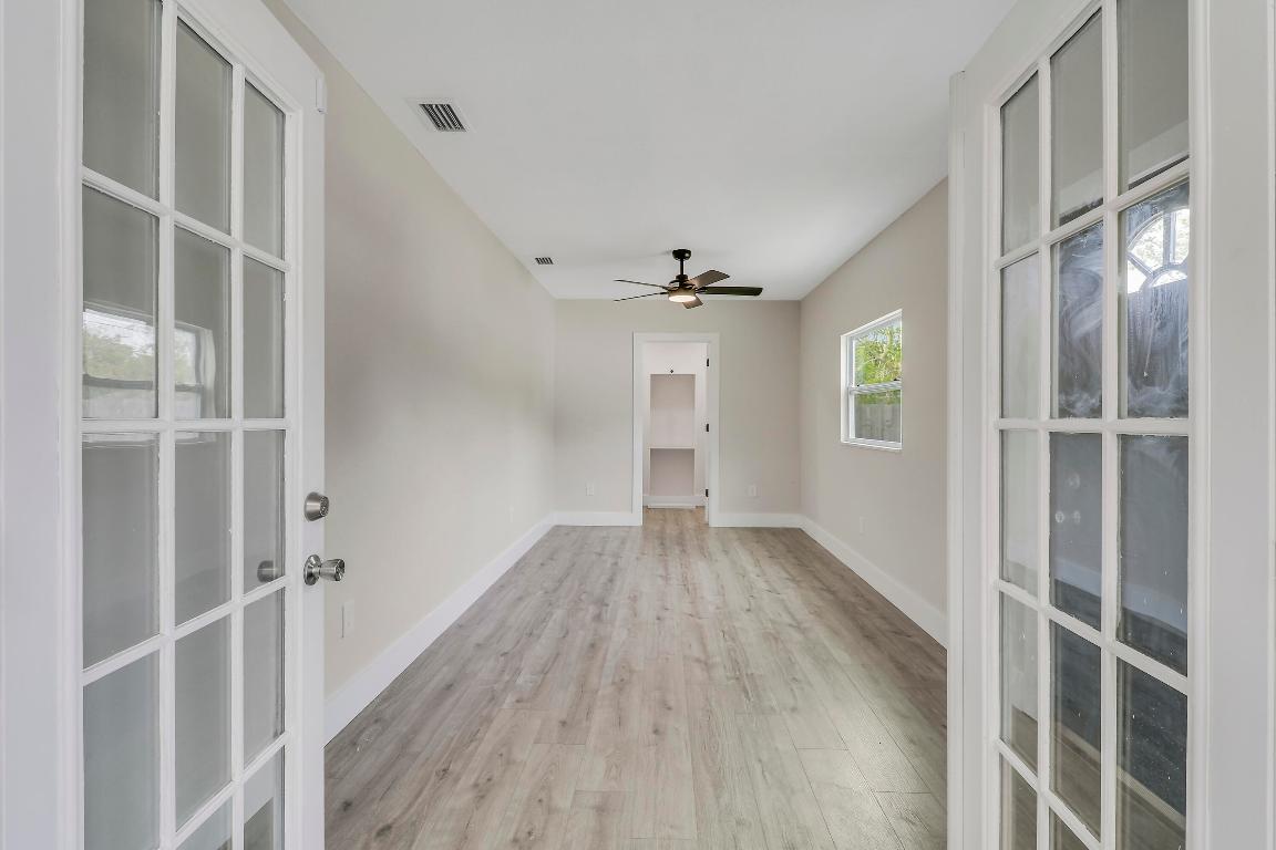 HOBE HEIGHTS - Residential