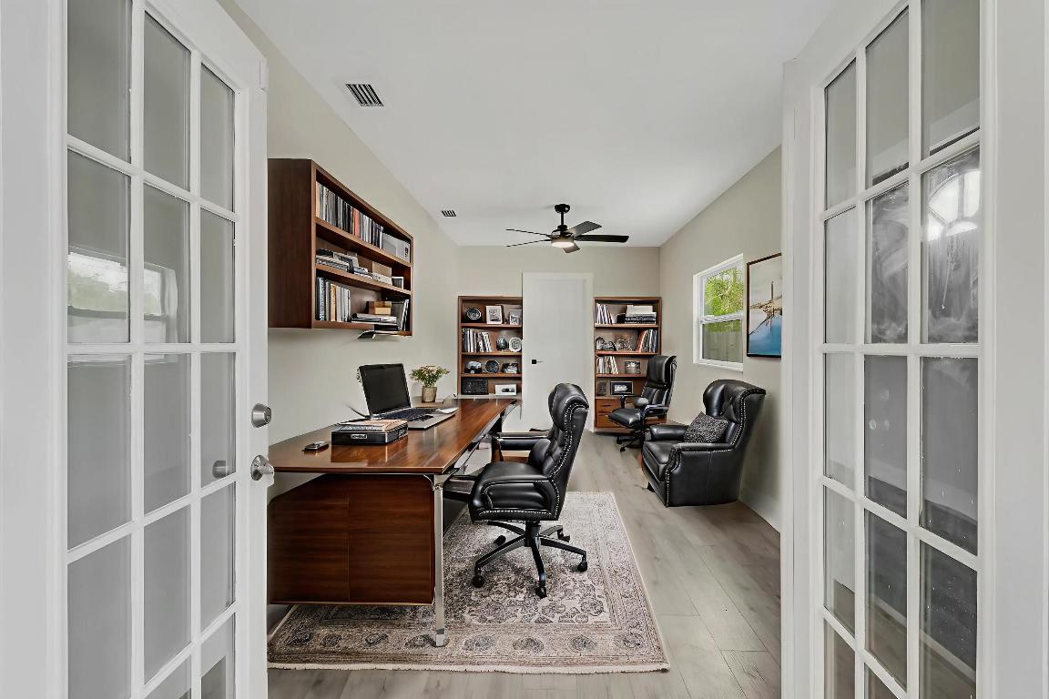 HOBE HEIGHTS - Residential