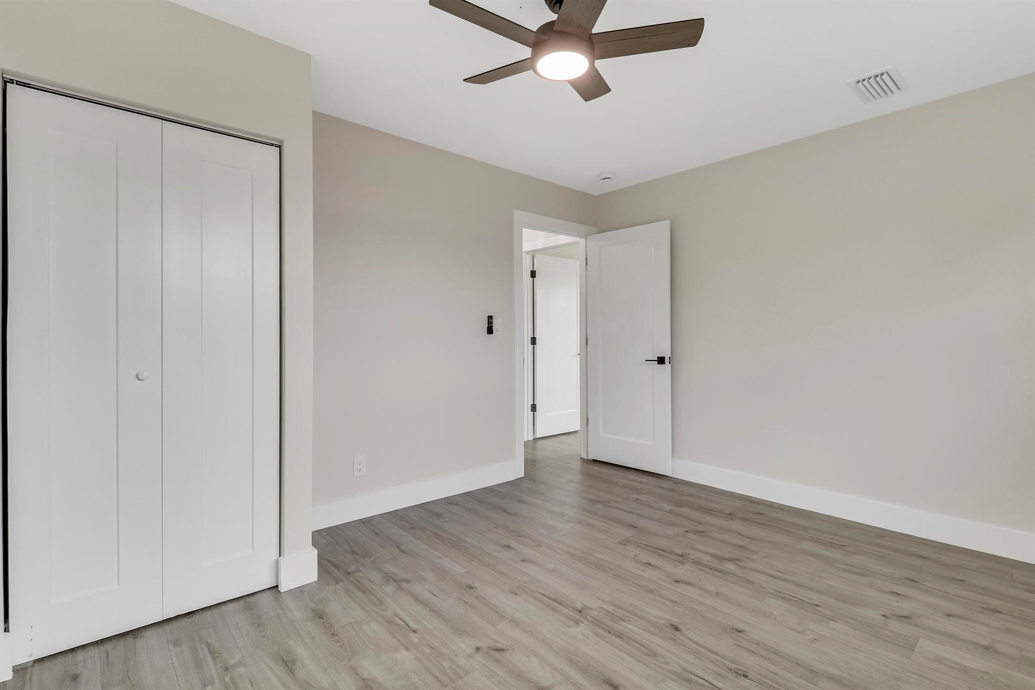 HOBE HEIGHTS - Residential