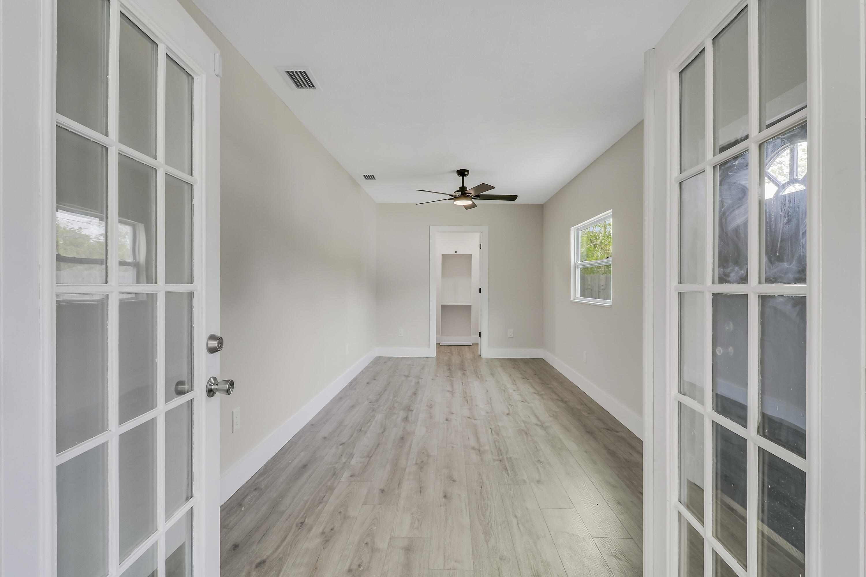 HOBE HEIGHTS - Residential