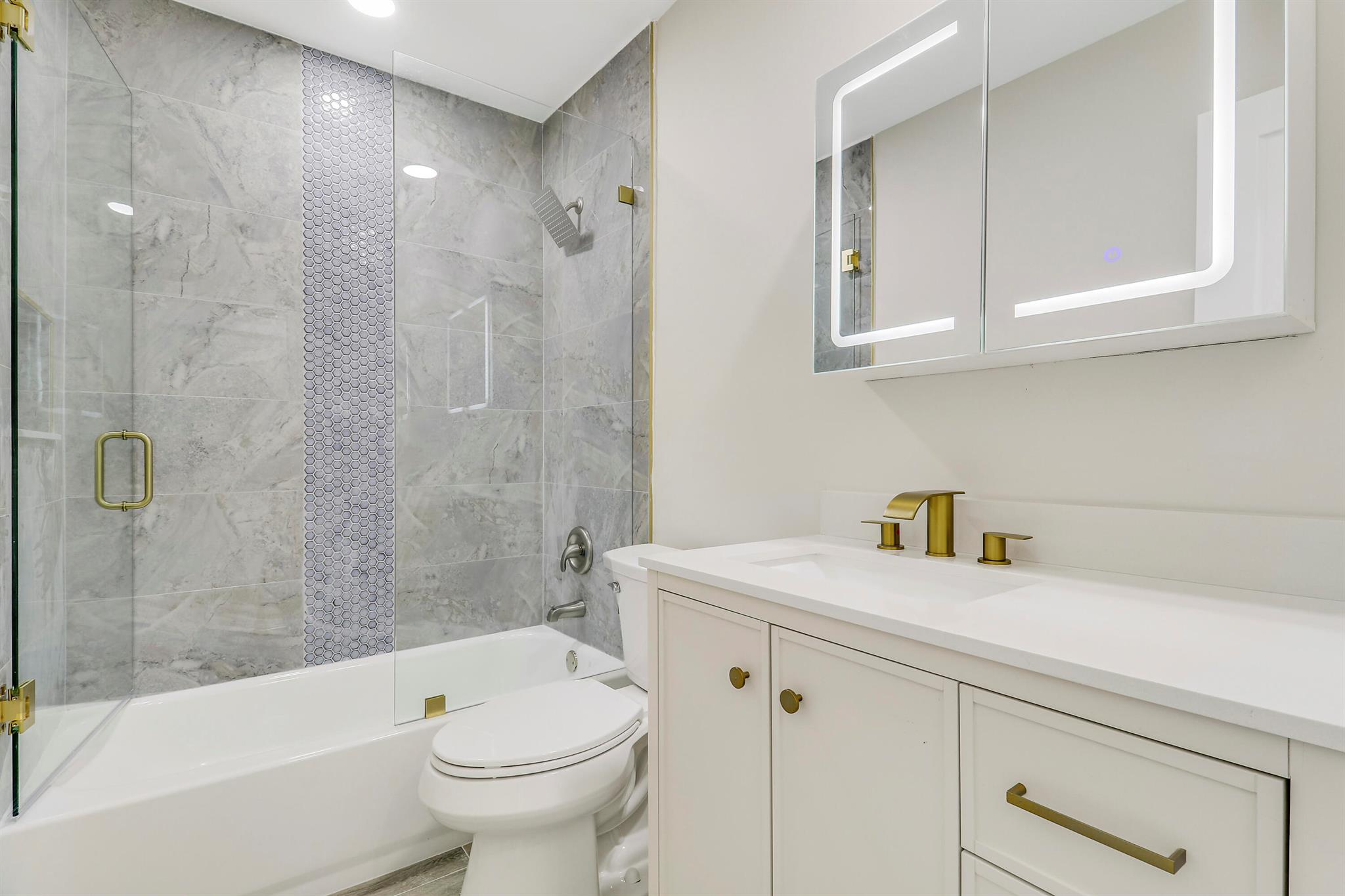 HOBE HEIGHTS - Residential