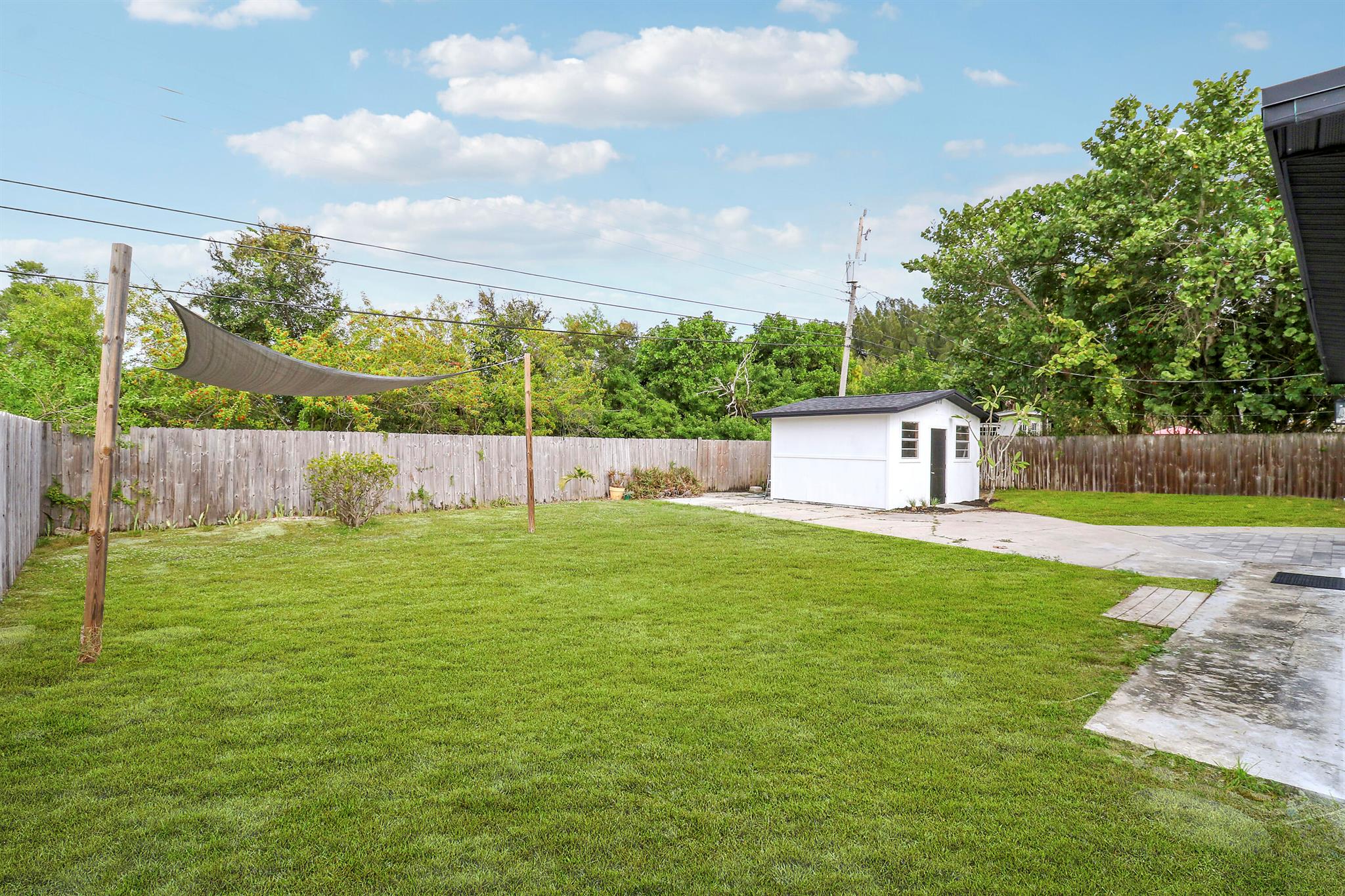 HOBE HEIGHTS - Residential