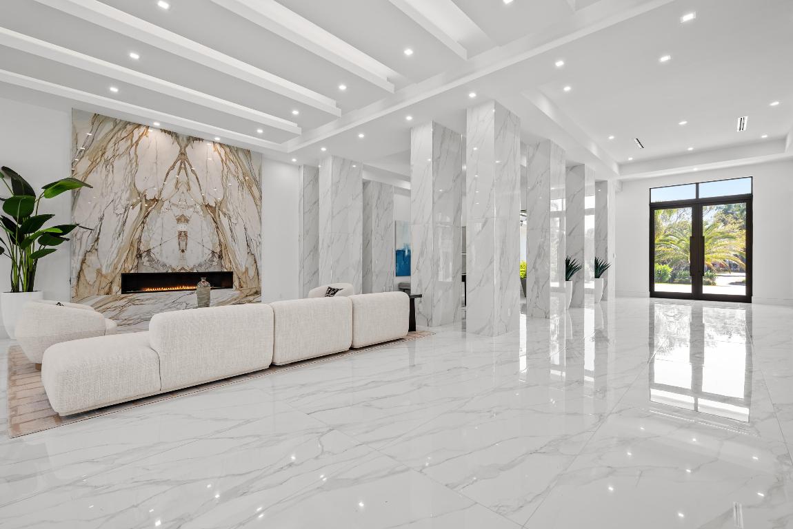 LONG LAKE ESTATES 1 AS - Residential