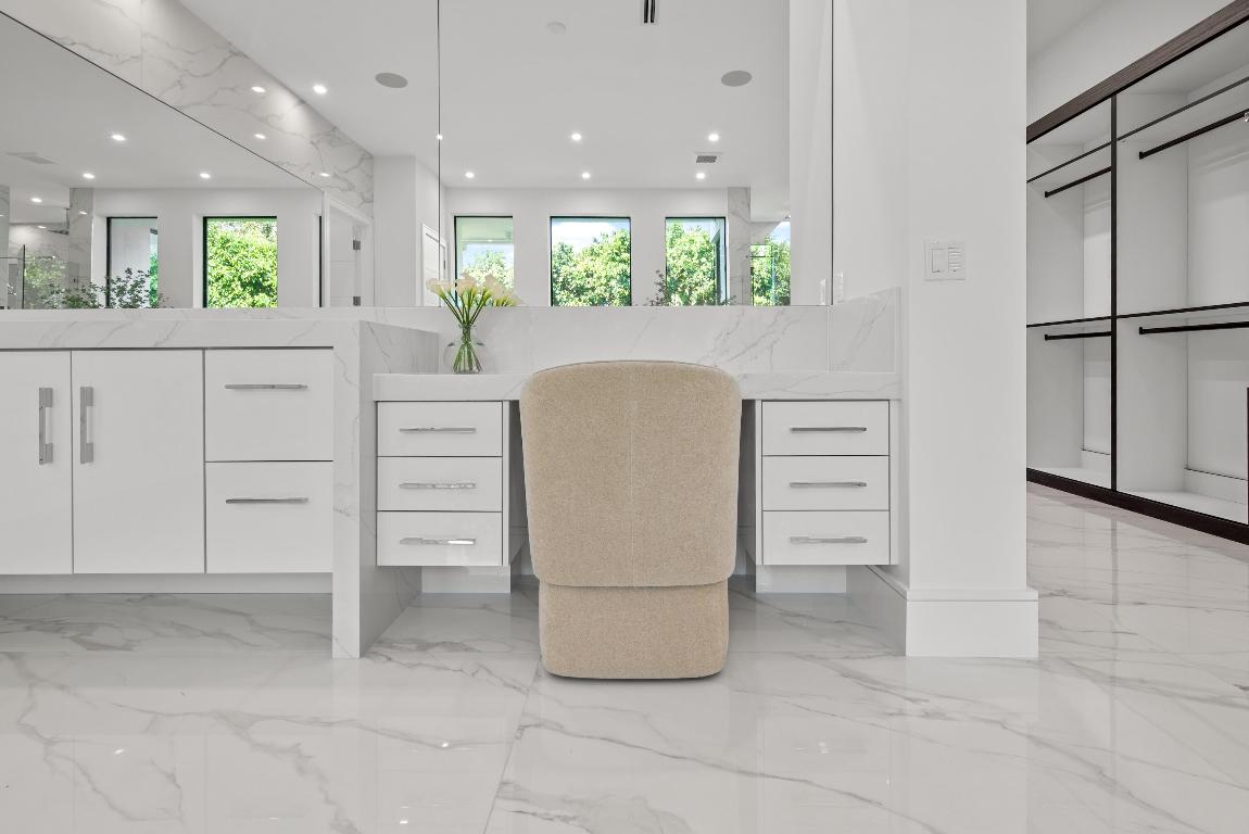 LONG LAKE ESTATES 1 AS - Residential