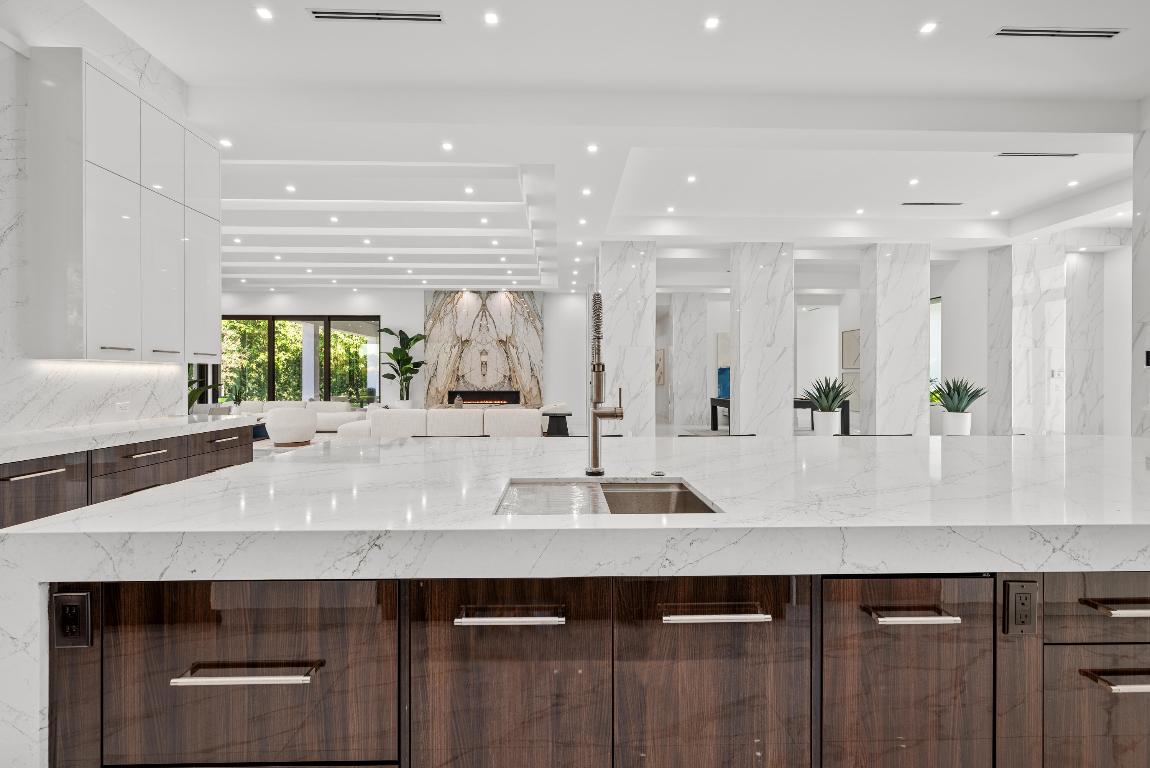 LONG LAKE ESTATES 1 AS - Residential