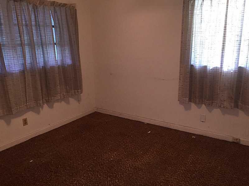 FLAMINGO PARK SEC - Residential