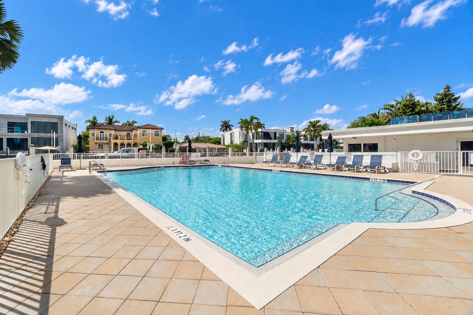 1391 S Ocean Boulevard 805