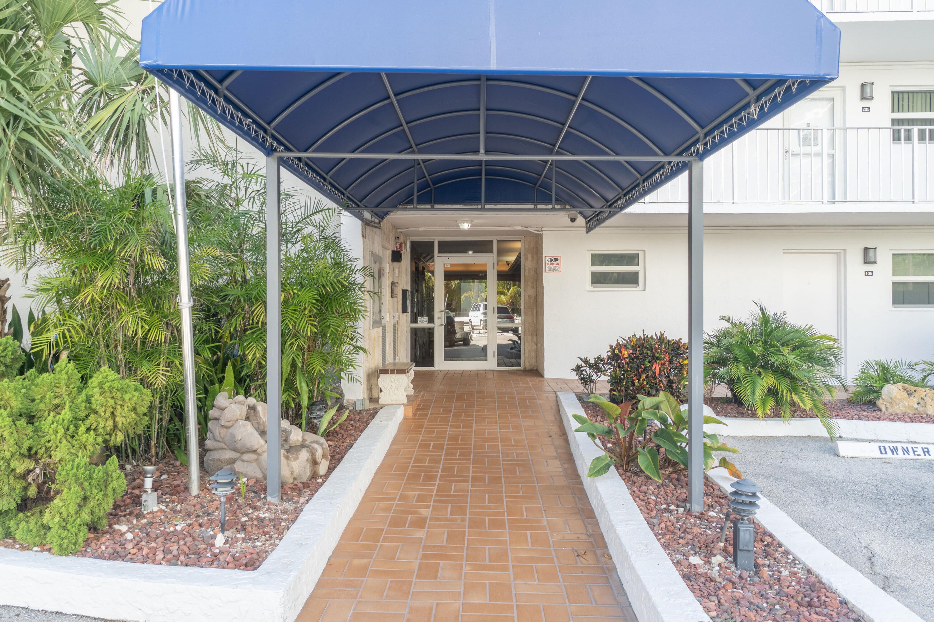 1391 S Ocean Boulevard 805