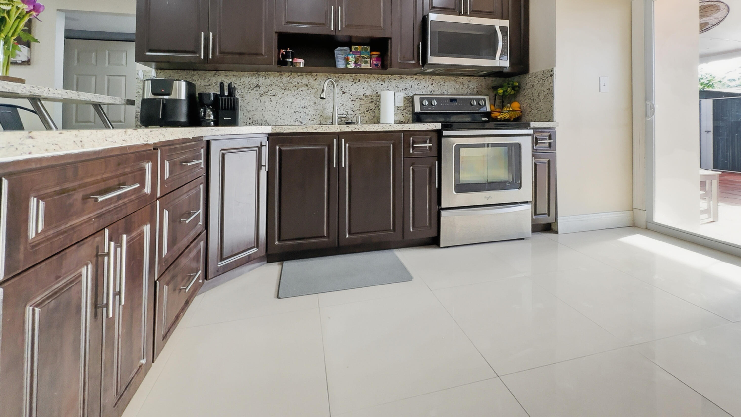 21322 NW 40th Cir Court