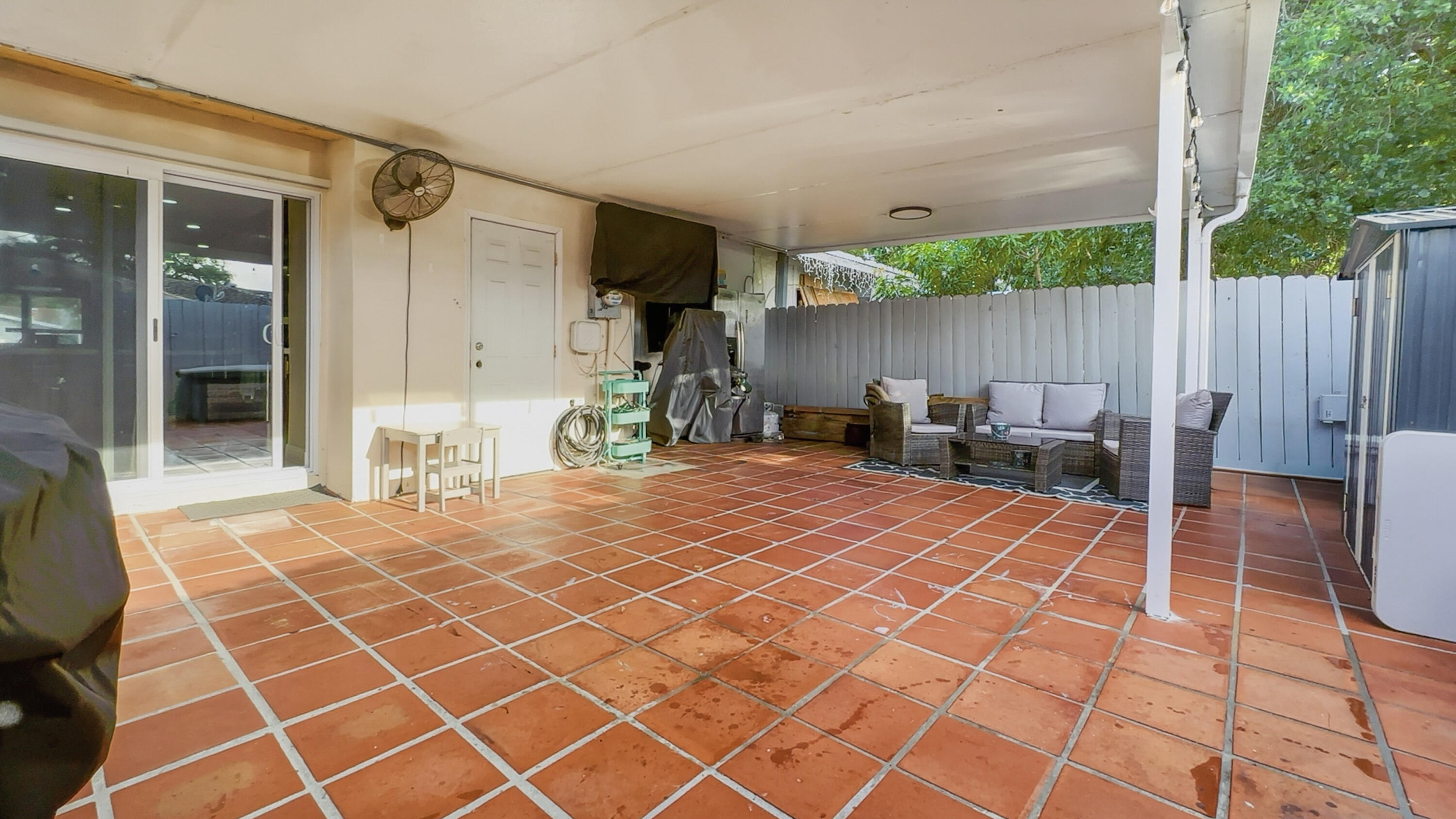 VISTA VERDE TOWNHOUSE SEC E - Residential