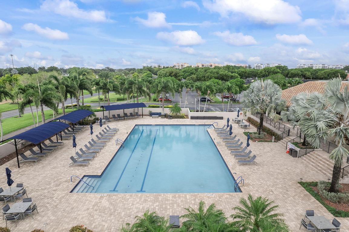 EL VIENTO AT BOCA POINTE CONDO NOS I AND II DECLS - Residential